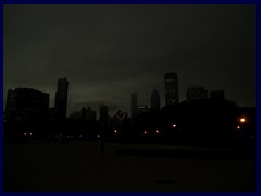 Chicago by night - Buckingham Fountain and views from Grant Park 07